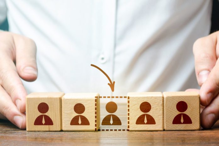 The team leader opens a new vacancy. Recruiting and staffing the group. Personnel management. Leadership position. Optimization. Hire positions. Human capital. Expansion of staff. Labor shortage